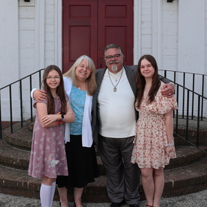 Tony and Lois Bartolucci family